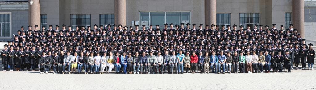 2012届毕业生合照